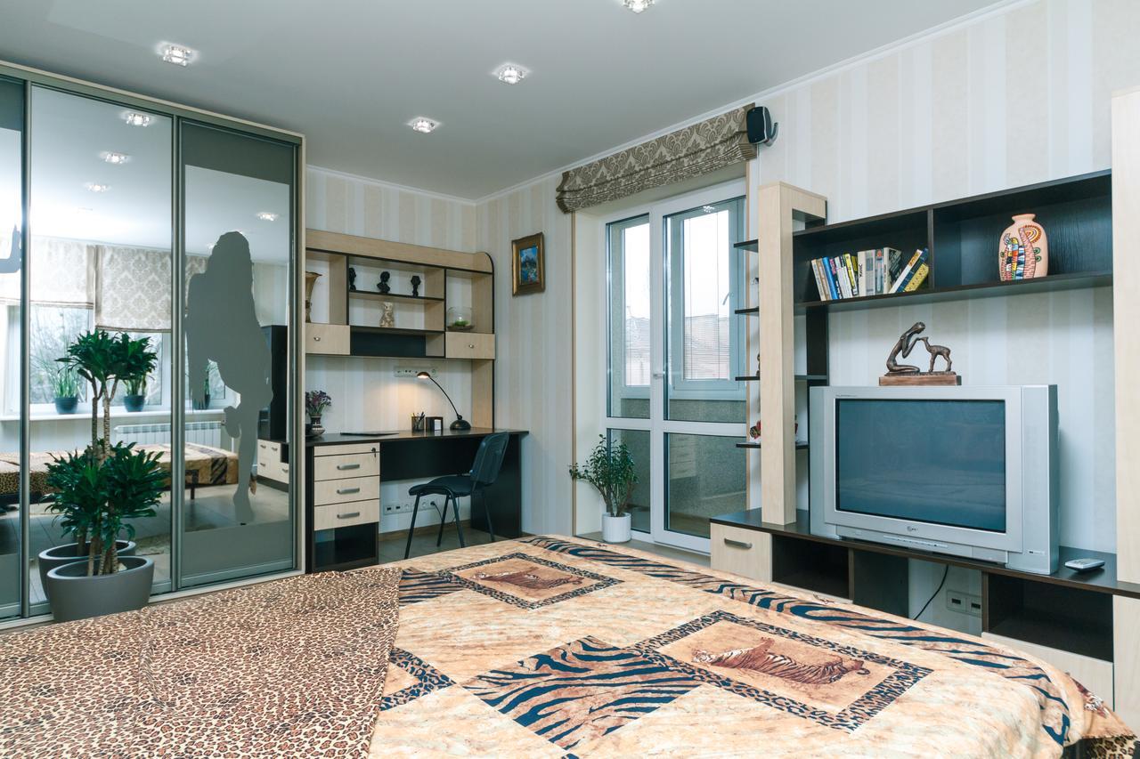 Apartment On Sevastopolska Square Kiev Exterior photo